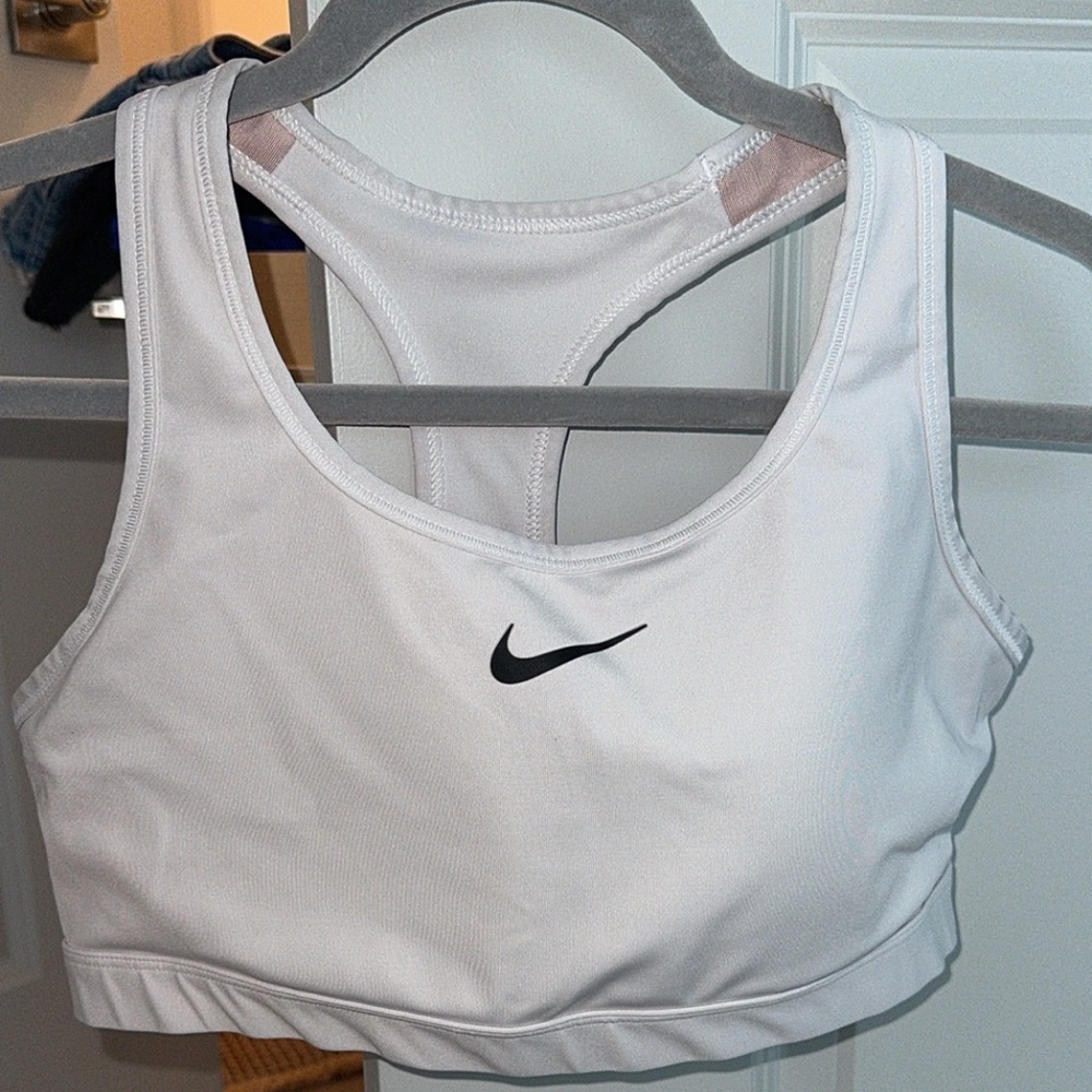 nike sports bra